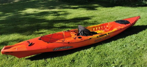Sit top kayak - sit, ocean