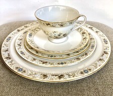 Royal Doulton Mandalay 5 Piece