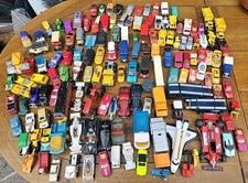 LARGE JOB LOT VTG DIECAST VEHICLES 1970/80/90's INC CORGI, MATCHBOX, HOTWHEELS
