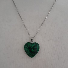 Green & Black Polished Stone Heart Pendant Necklace