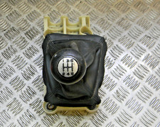 2003-05 TOYOTA YARIS VVTi  GEAR SHIFTER LEVER