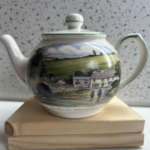 Arthur wood teapot lorna - teapot, done