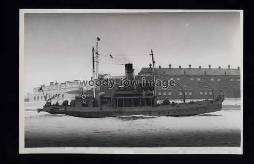 Wl7065 royal navy ship - -, hms