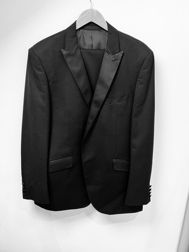 Autograph tuxedo suit 44r - m&s,