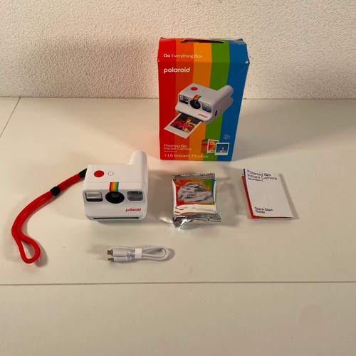 Polaroid generation 2 - polaroid, go