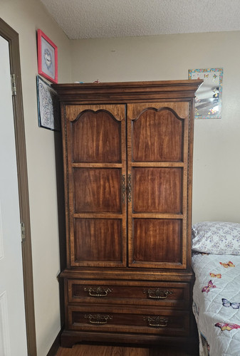 Traditional medium wood - medium,