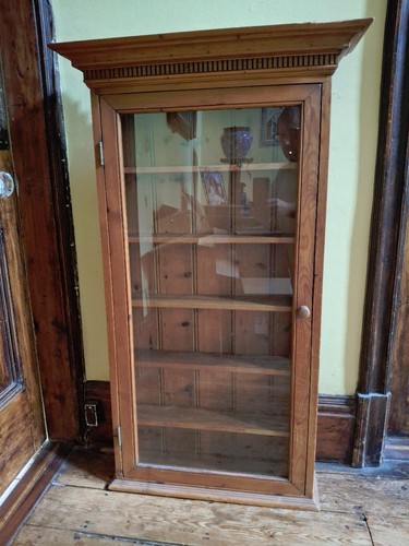 Antique wall mounted display - antique, wall-mounted