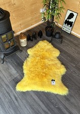 Yellow sheepskin rug bedroom - |,