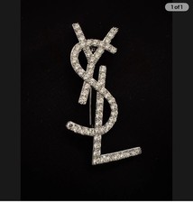 Gorgeous designer inspired brooch