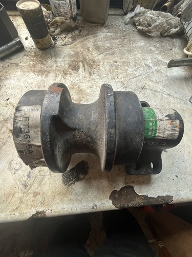 Top roller hitachi - hitachi, part