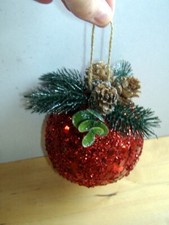 Large christmas tree bauble - large,