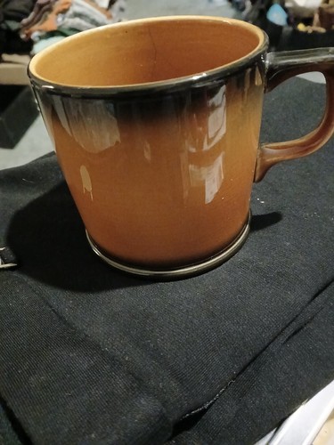 Damaged crown devon mug - damaged!,