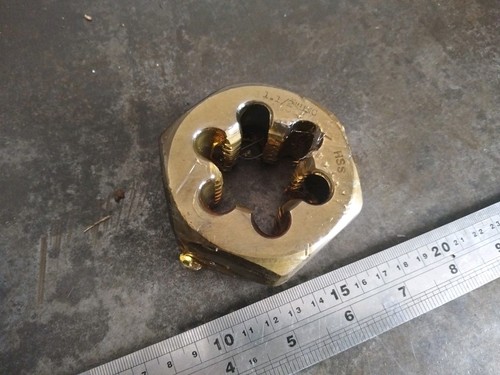 Unc hss die nut - 1-1/2, x