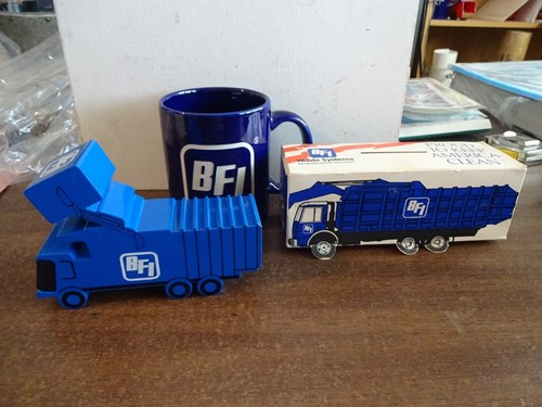 Rare bfi garbage truck - rare,