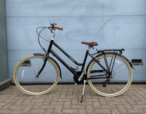 Black 2022 unridden - black, forme