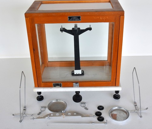 Vintage mechanical analytical - vintage,