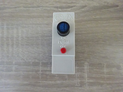 Wylex plug push button 15a - push,