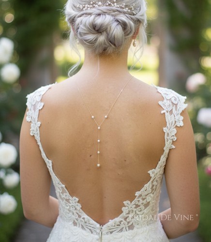Gold tone bridal backdrop - gold,