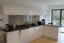 KITCHEN WORKTOPS - Brown Quartz / Granite kitchen Worktops 