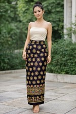 Unsewn Malaysian Batik Sarong