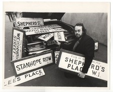 Collector Jim Palmer Buys Old