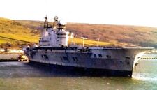 THE FINAL DAYS AND SCRAPPING OF HMS EAGLE - ROYAL NAVY - 6 PHOTOS