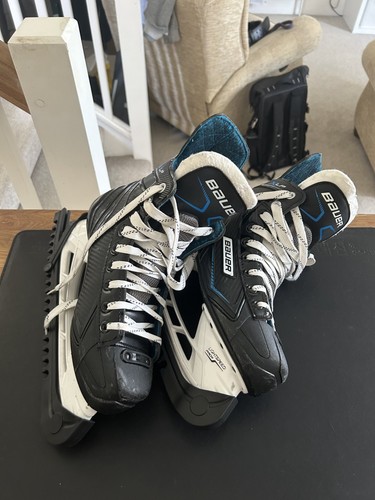 Bauer ice hockey skates - x-lp,