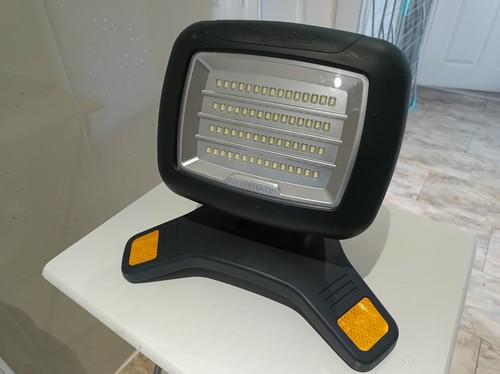 Portable floodlight - portable,