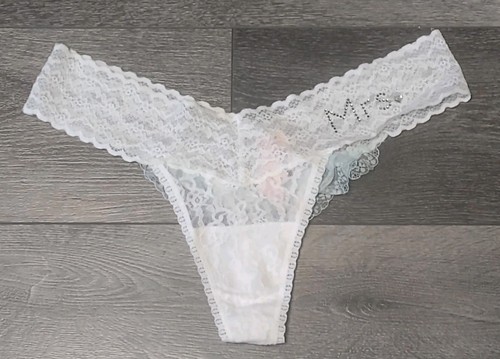 Nwt victoria secret lace - victoria's,