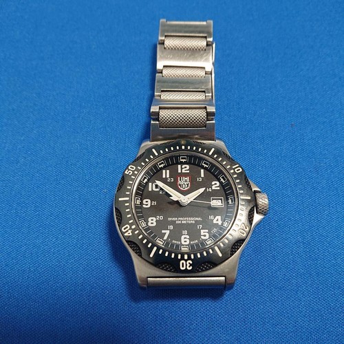 Luminox 8200