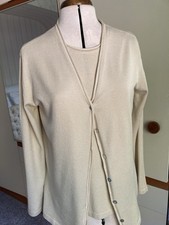 Ladies Twin Set - Size GB 14 -