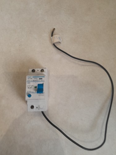 Hager 010b b32 amp - b32, 30ma