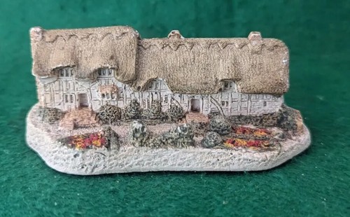 Lilliput lane cottage anne - lilliput,
