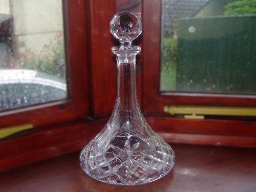 Attractive glass ships - an,