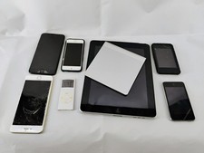 8pc Apple Electronics Lot