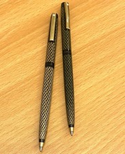 Beautiful Pair of Vintage Shaeffer Lady 904  Diamond pattern Ballpoint pens