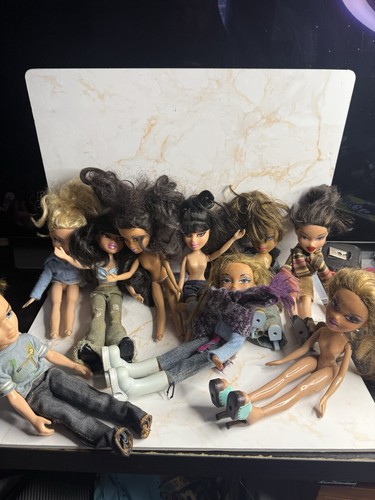 Bratz doll bundle with - bratz,