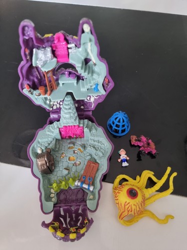 Mighty max doom zone - doom, series