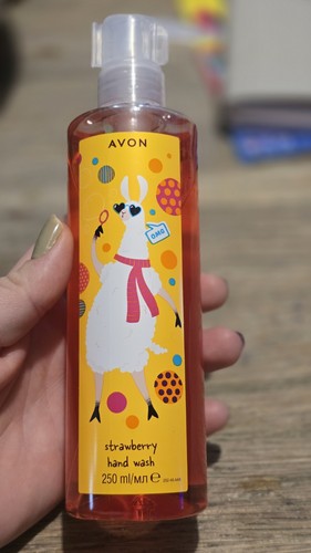 Avon omg strawberry - avon, hand