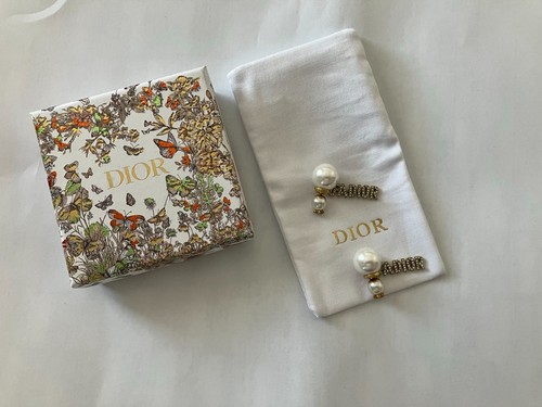 Dior faux pearl stud earrings - dior,