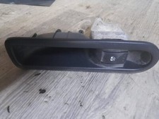 RENAULT MEGANE 5DR 06-10 ELECTRIC WINDOW SWITCH (REAR PASSENGER SIDE) 156013870