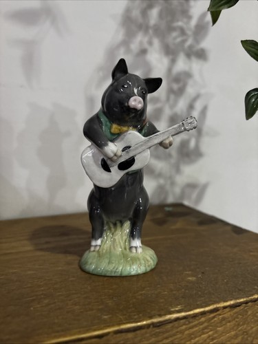 Beswick pig guitar player ltd - pig,