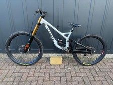 Saracen Myst Team 2024 Large Downhill Mountain Bike Factory Fox, Saint, DT Swiss