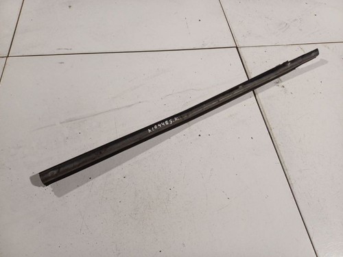 Honda 2008 glass trim - fr-v,
