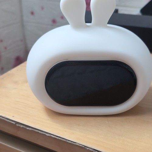 White bunny ear digital - white,