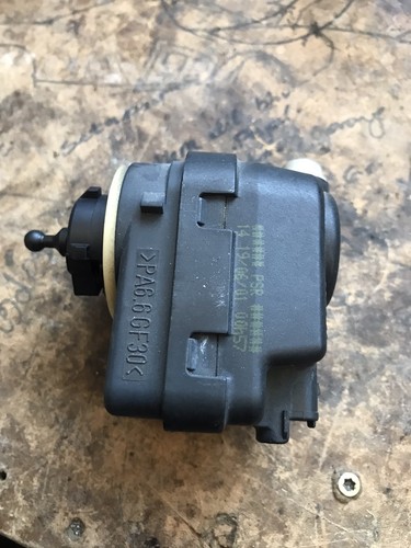 Peugeot 206 headlight - 206, adjuster