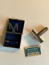 Vintage 1930s MYATT LADIES RAZOR by Daymark England 1" Miniature w/Case
