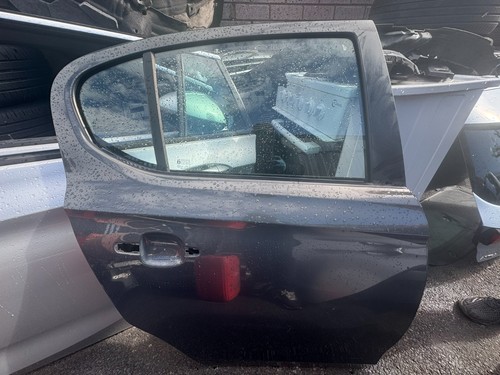 Vauxhall corsa 5door right - 5door,