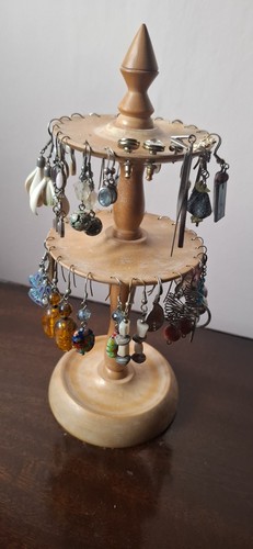 Pairs earrings on wooden - 30,