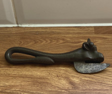Vintage Retro Cast Iron Bull Tin Hand Operated Opener Great Condition USA